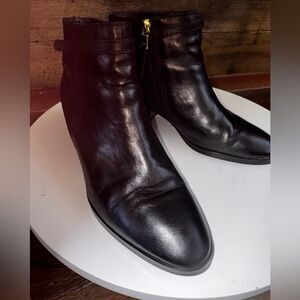🖤 Ralph Lauren Damara Leather Ankle Boots – Size 8.5B